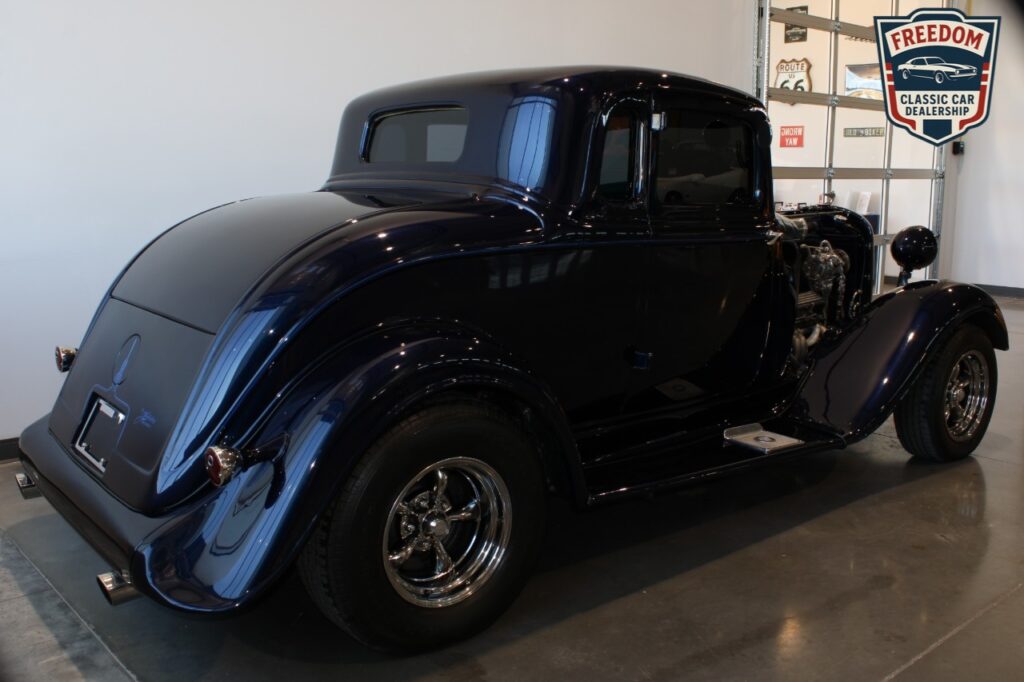1933 Plymouth