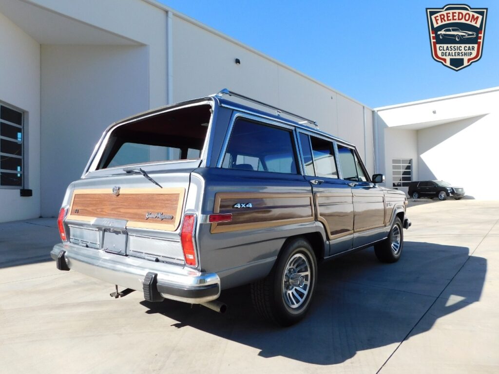 1991 Jeep Grand Wagoneer
