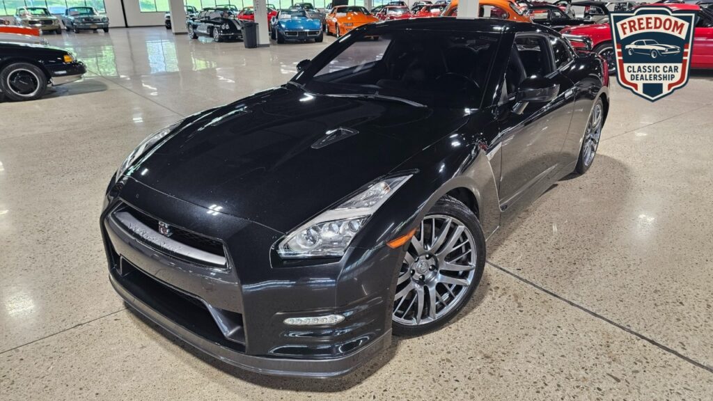 2016 Nissan GT-R